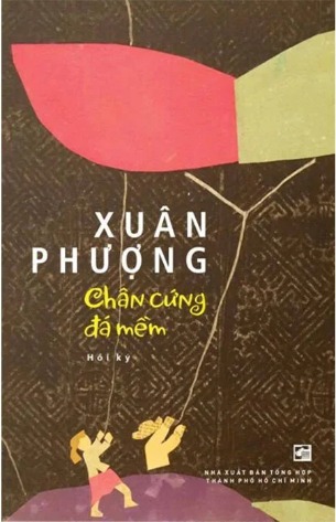 Combo (2 Cuốn Sách) Chân Cứng Đá Mềm (Hồi Ký) + Khắc Đi Khắc Đến (Xuân Phượng)