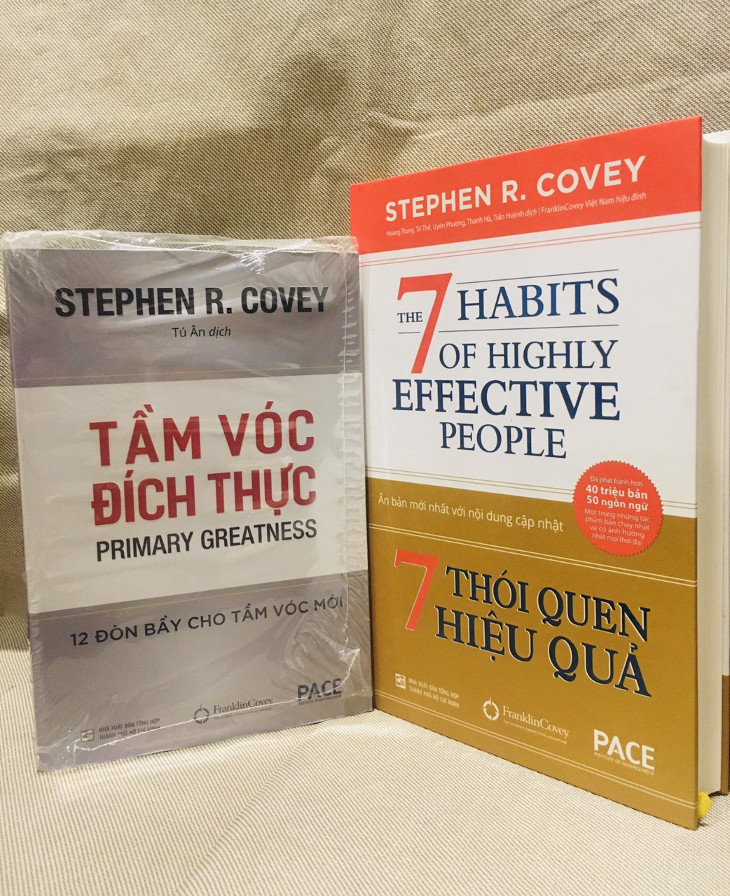 Combo 2 cuốn: Tầm Vóc Đích Thực + 7 Thói Quen Hiệu Quả - Stephen R. Covey