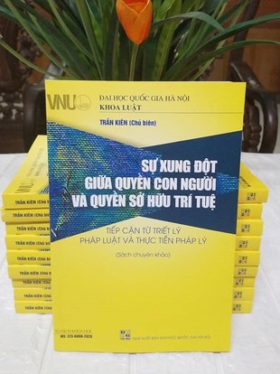 sự xung đột giữa quyền con người và quyền sở hữu trí tuệ