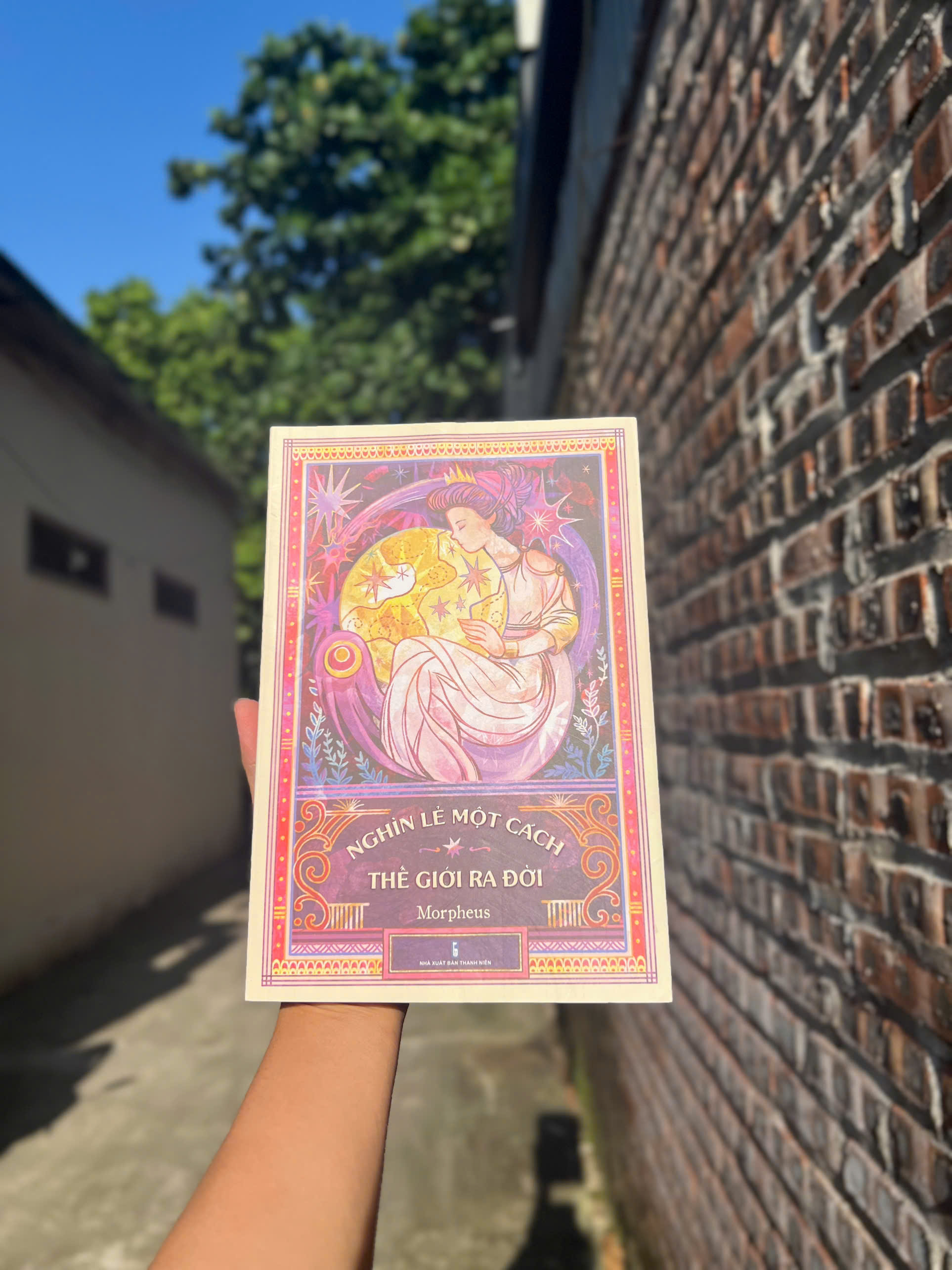 sách Nghìn Lẻ Một Cách Thế Giới Ra Đời - Morpheus