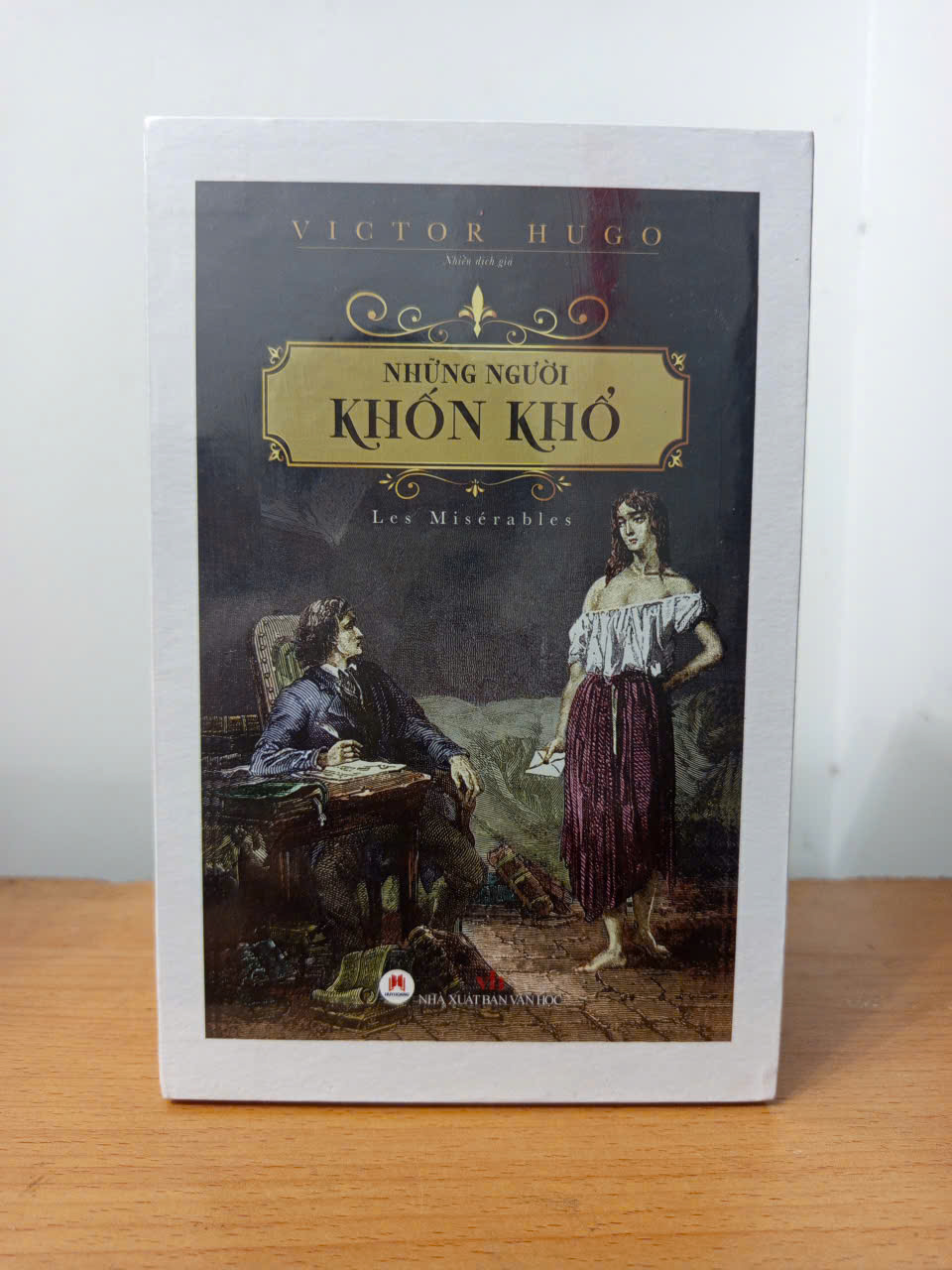 Bộ Sách Những Người Khốn Khổ (Bộ 3 Cuốn) - Victor Hugo