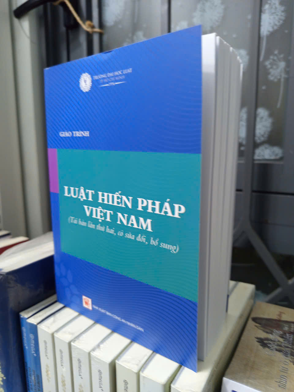 Sách Giáo Trình Luật Hiến Pháp Việt Nam (Tái bản) - Đại Học Luật TP. HCM