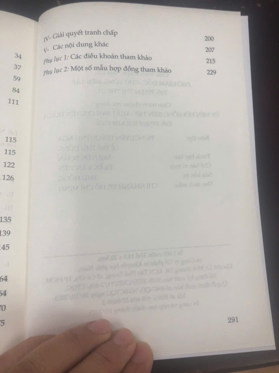 Soạn Thảo Hợp Đồng Thực Chiến - LS, TS. Phạm Hoài Huấn (Chủ Biên)