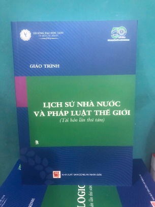 Giáo trình lịch sử nhà nước và pháp luật thế giới - Đại Học Luật TP. HCM