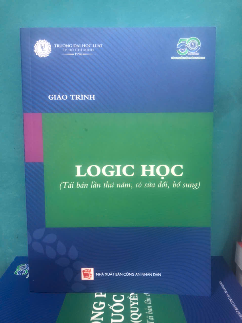 Giáo trình logic học -  Đại học Luật TP. HCM