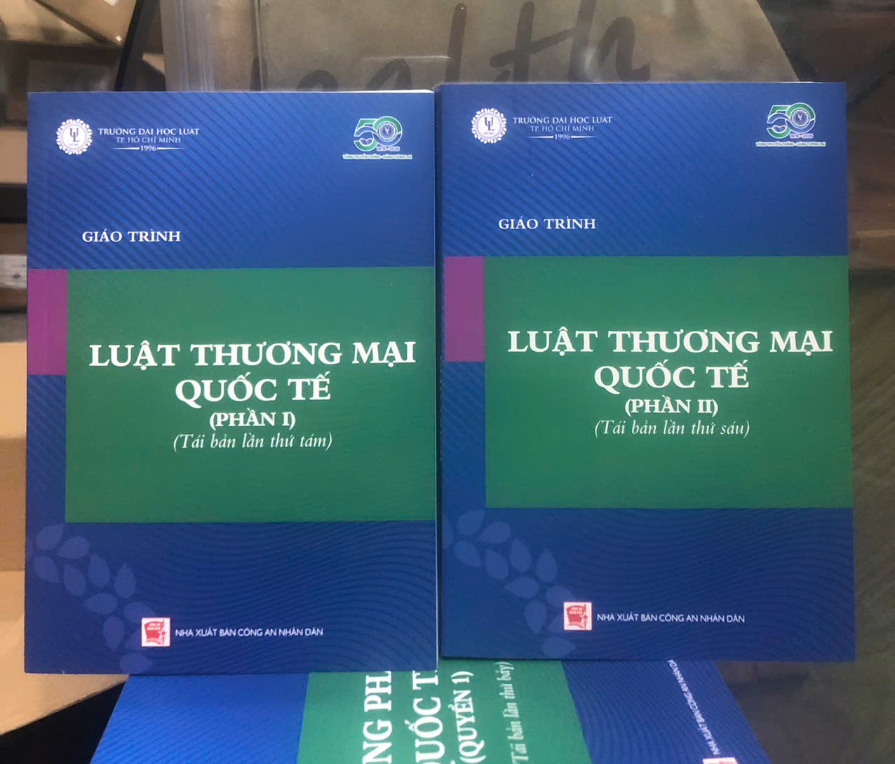 Giáo trình luật thương mại quốc tế (Phần 1, 2) Trường ĐH Luật TP. HCM