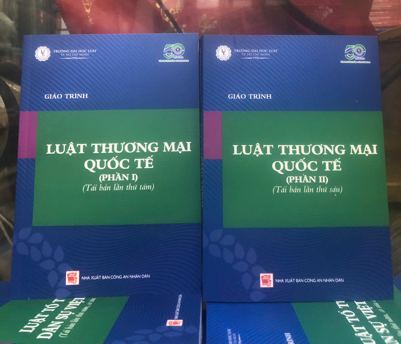 Giáo trình luật thương mại quốc tế (Phần 1, 2) Trường ĐH Luật TP. HCM