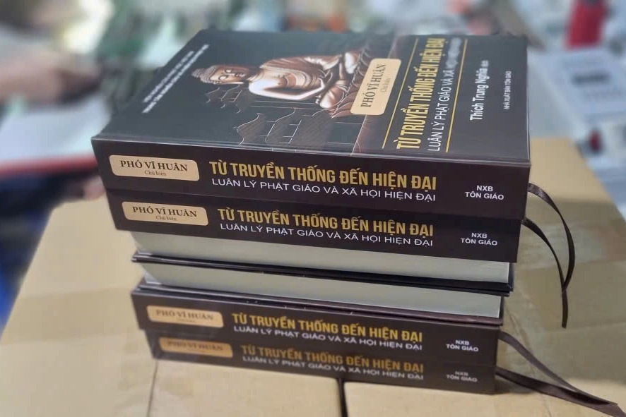 Từ Truyền Thống Đến Hiện Đại - Luân Lý Phật Giáo Và Xã Hội Hiện Đại - Phó Vĩ Huân (Chủ Biên)