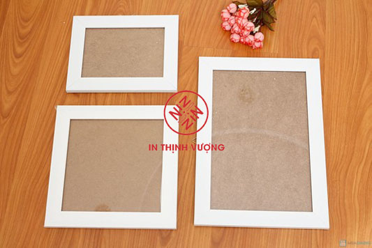 Mẫu khung giấy khen trắng