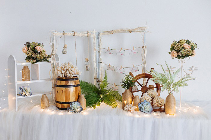 Gợi ý cách tự trang trí bàn tiệc cưới Gallery đơn giản đẹp như mơ