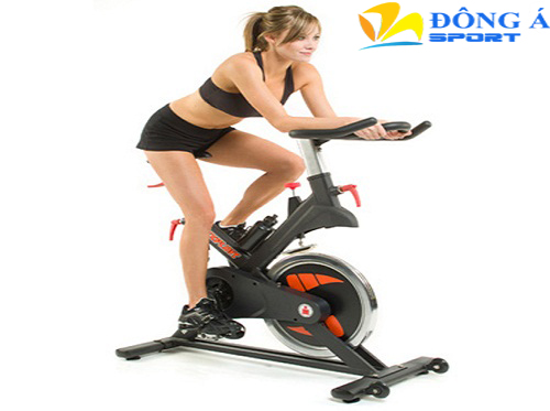 Hướng dẫn tập luyện với xe đạp thể dục