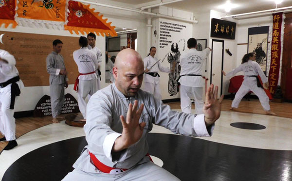 Cao thủ võ thuật Việt Nam không dám thách đấu Flores?