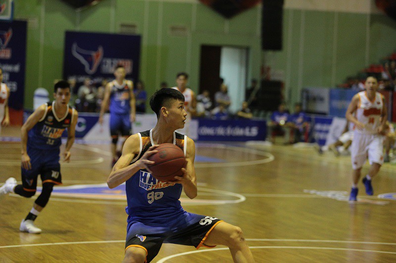 Top cầu thủ bóng rổ cao nhất Việt Nam