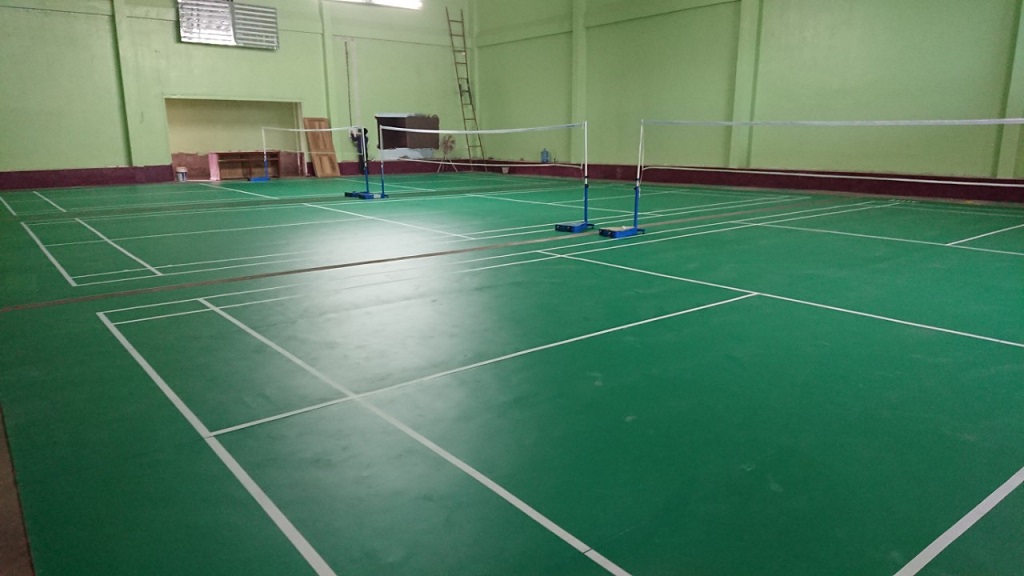 Hình ảnh thực tế sân cầu lông Enlio A-29145 tại Phongsali – Lào
