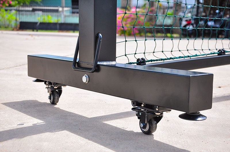 Hệ thống bánh xe di chuyển và hút chân không