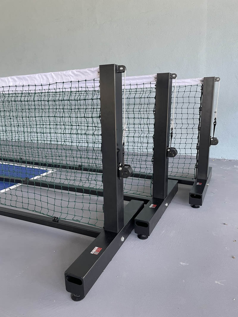 Khung thân trụ và hệ thống móc căng lưới