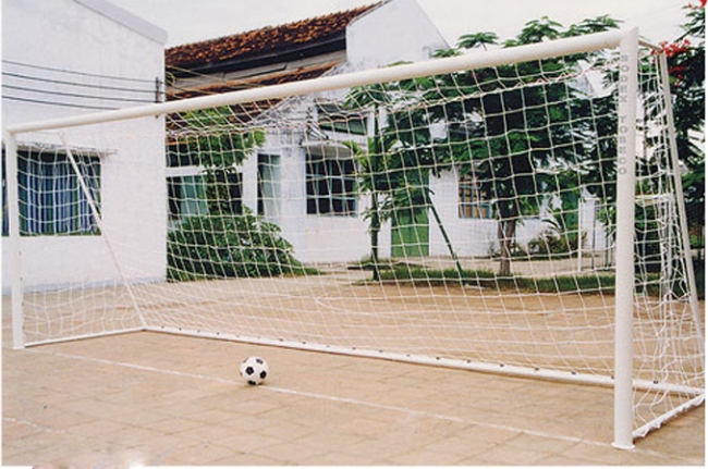 Hình ảnh khung thành bóng đá 7 người 103630