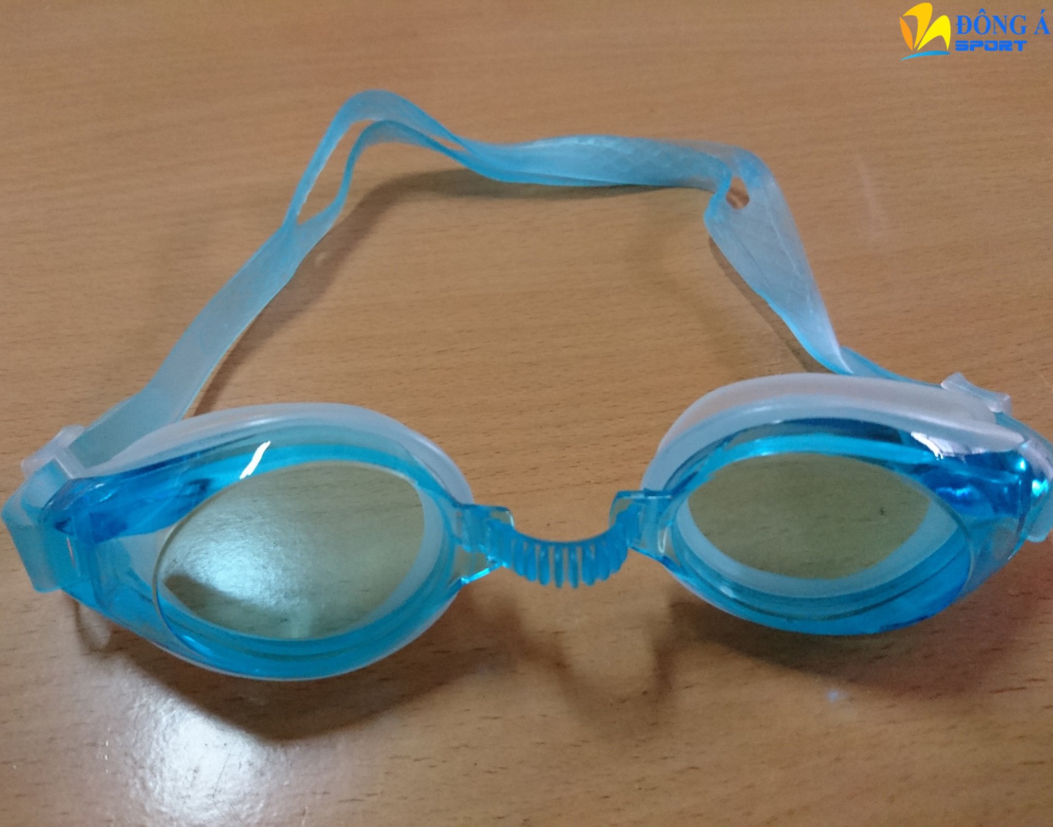 Kính bơi Balance màu xanh