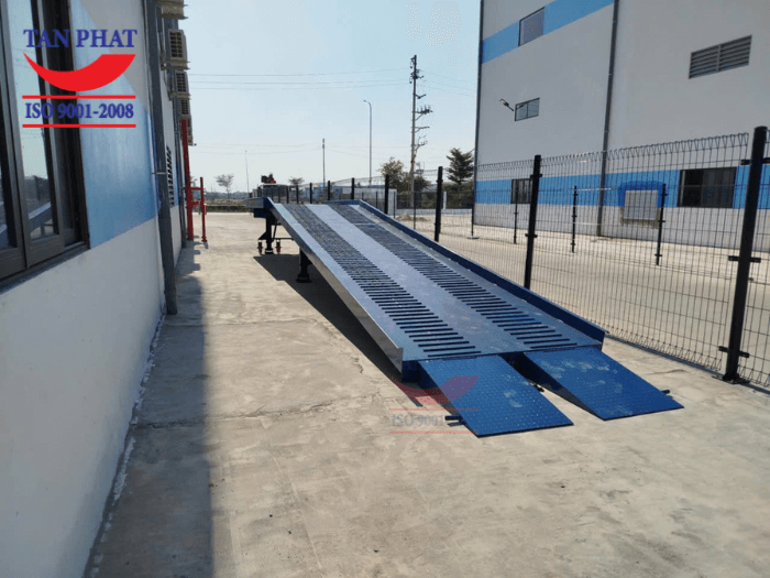 Cầu công 8 tấn 13x2.35m bàn giao hoàn thiện tại KCN Quế Võ III, Bắc Ninh