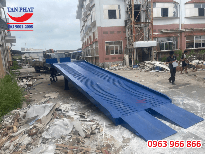 Tân Phát giao cầu container 10 tấn 11x2.35m tại huyện Kiến An, TP. Hải Phòng
