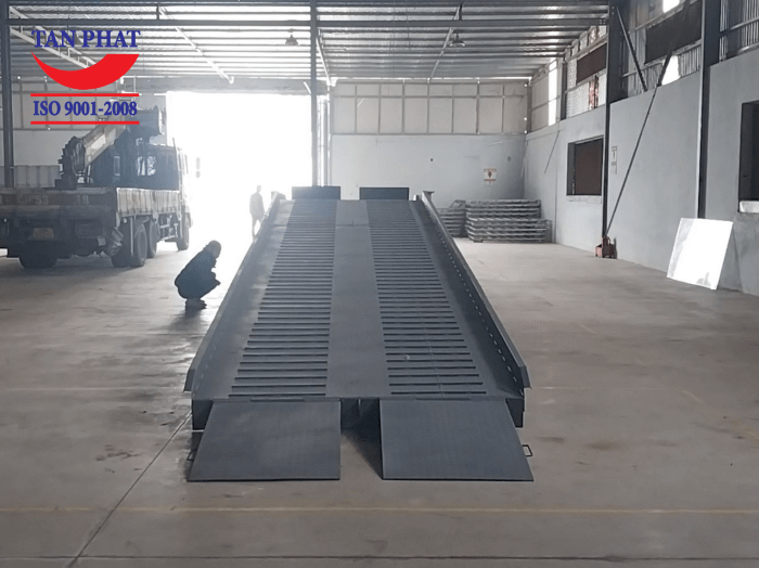 Sản xuất và bàn giao hoàn thiện cầu container 8 tấn Thanh Hóa