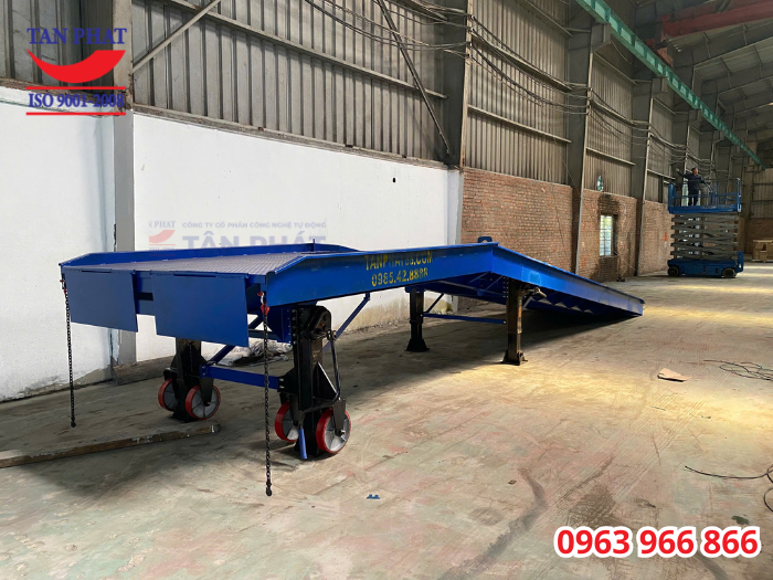 Hoàn thiện cầu lên xe cont 10 tấn 11x2.35m tại xã Như Quỳnh, tỉnh Hưng Yên