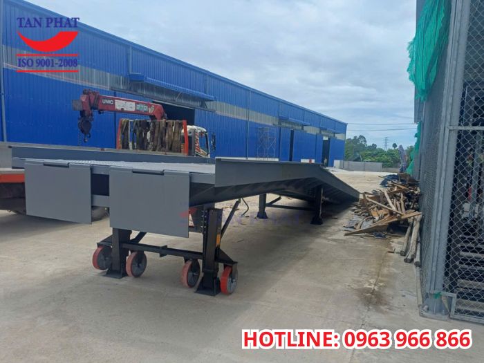Quy trình bàn giao cầu dẫn xe nâng tại Quảng Trị
