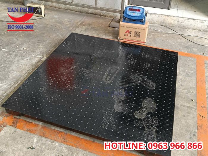 Nhận cung cấp và lắp đặt cân sàn điện tử uy tín