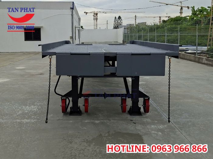 cầu dẫn xe nâng 12 tấn dài 13m