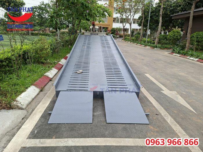 Lợi ích thiết thực của cầu lên container 10 tấn