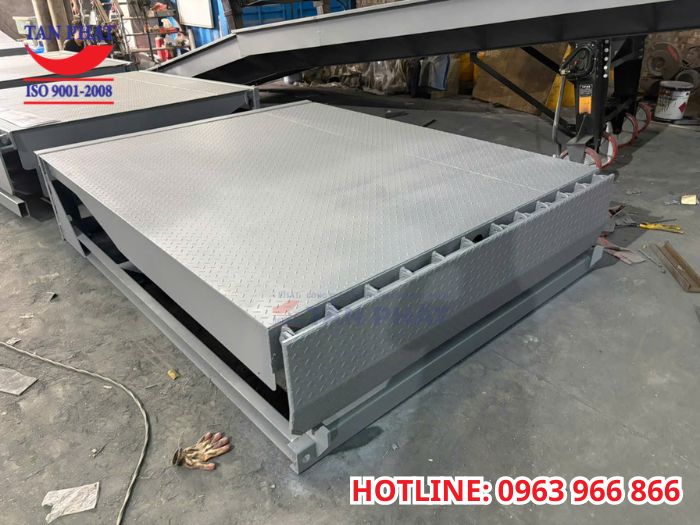 Quá trình gia công sản xuất dock leveler