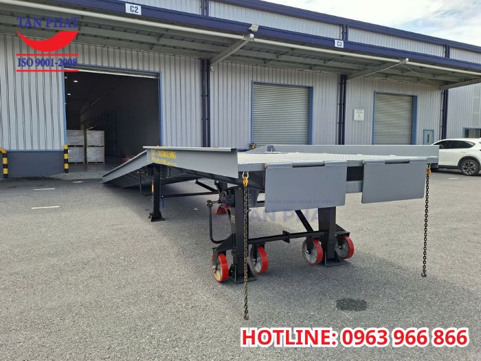 Dự án cầu dẫn lên container tại KCN Nam Đình Vũ