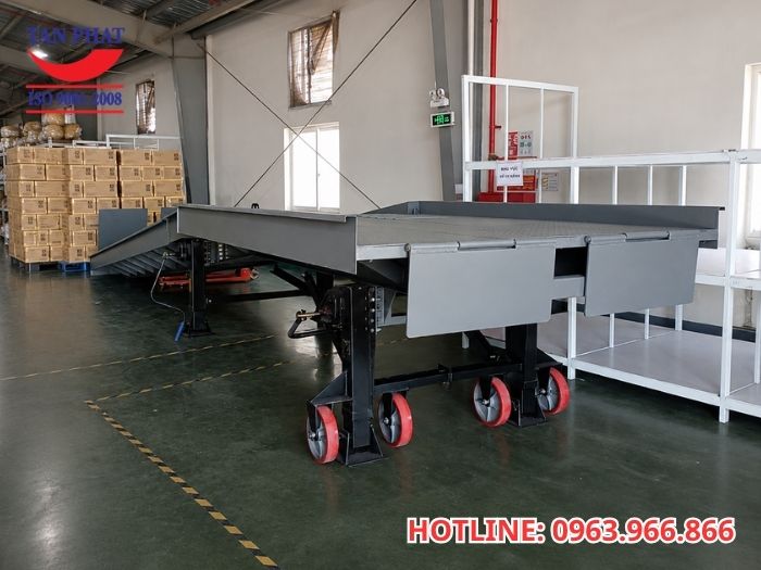 Quy trình bàn giao cầu dẫn xe nâng tại CCN Tượng Lĩnh