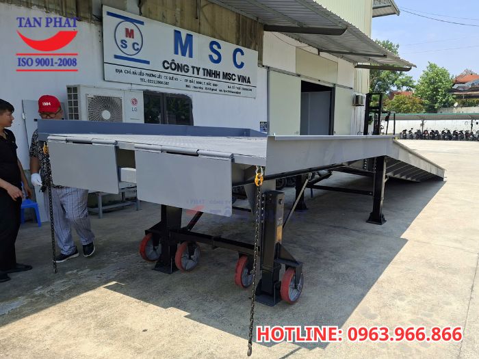 Quy trình giao cầu lên container 6 tấn tại Bắc Ninh