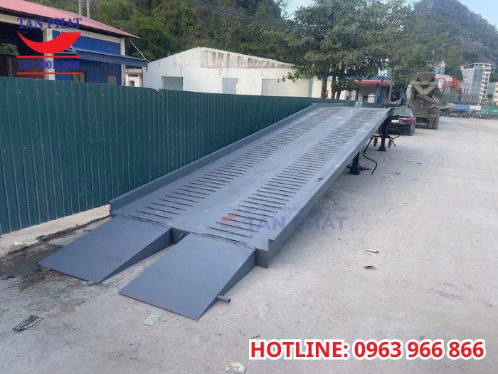 Dự án bàn giao cầu dẫn xe nâng tại Cát Hải, Hải Phòng
