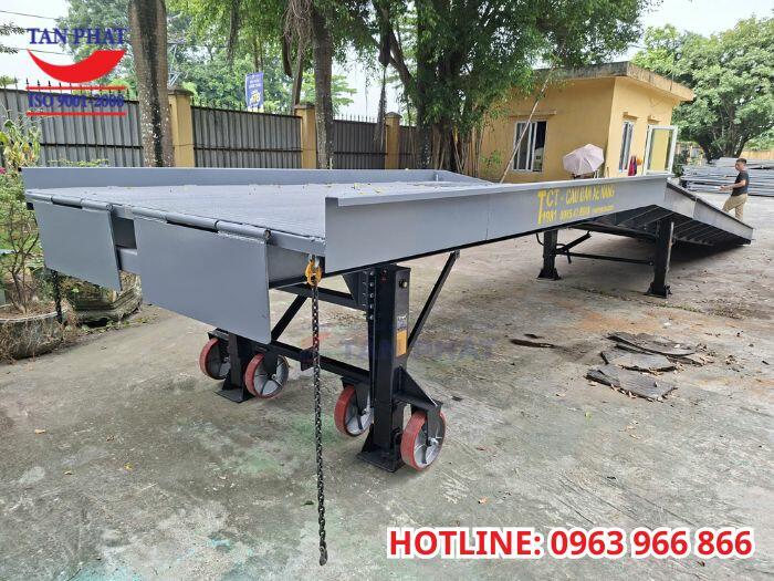 Dự án cầu lên container 8 tấn tại Ninh Bình