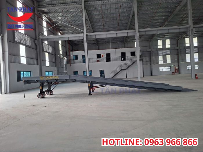 Giải pháp cầu dẫn xe nâng tại KCN Đồng Văn, Ninh Bình