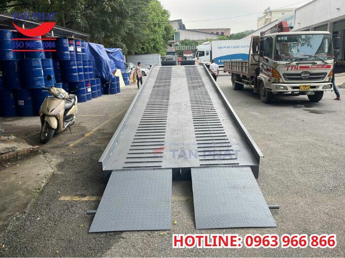 Ưu điểm nổi bật của cầu dẫn lên container 8 tấn