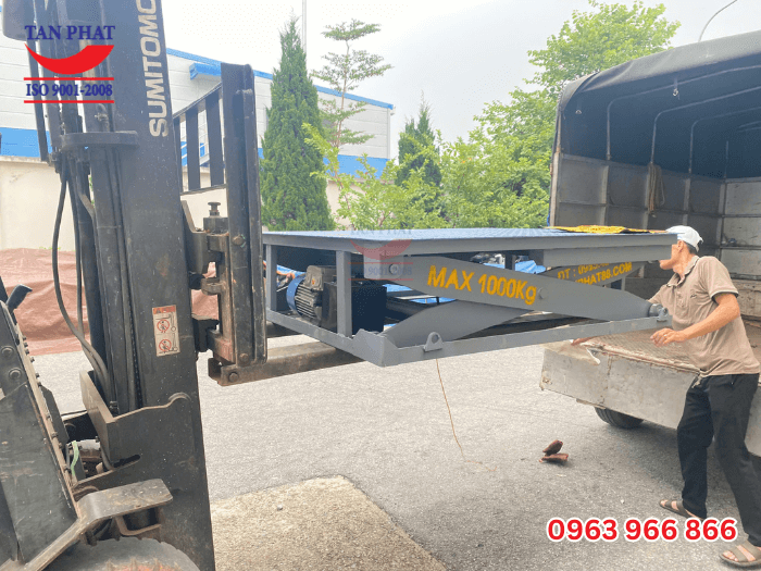 Tân Phát bàn giao bàn nâng tại công trình của khách hàng