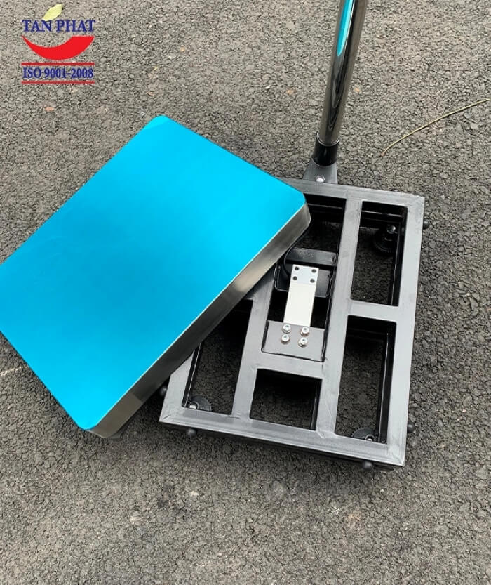 Khung cân cơ khí chắc chắn, sử dụng thép không gỉ (inox) cho độ bền cao
