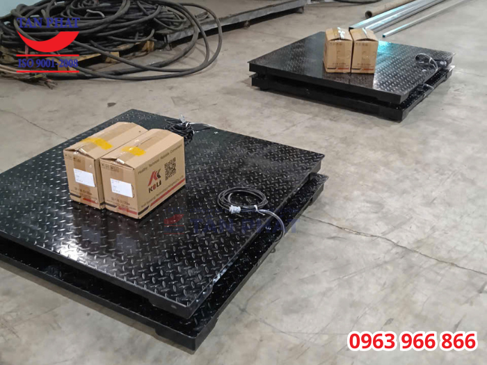 cân điện tử 2 tấn giao tại Hưng Yên