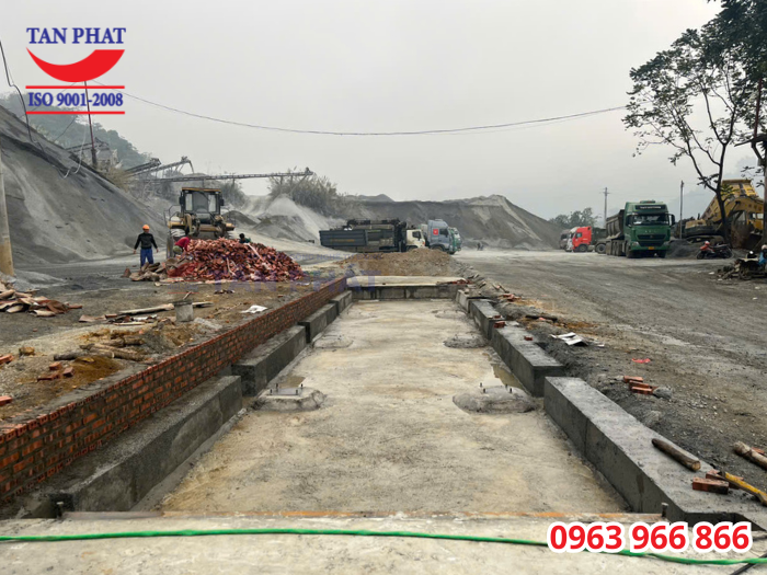 Móng cân ô tô được thi công theo bản vẽ