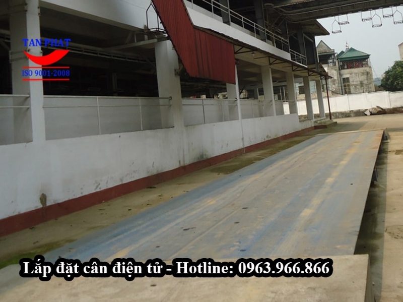Một hệ trạm cân ô tô điện tử 60 tấn được lắp đặt trong nhà máy chè tại tỉnh Phú Thọ