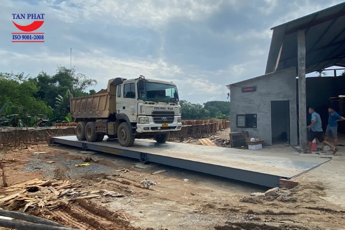 Quá trình thử tải cân khi hoàn thiện lắp đặt