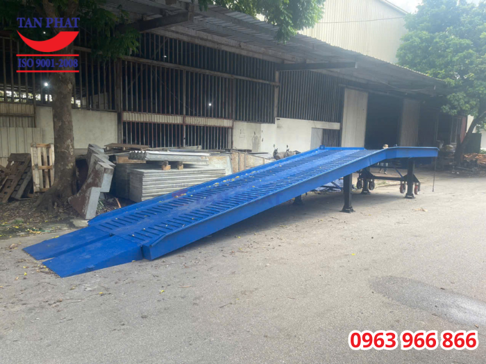 Cầu dẫn xe nâng 10 tấn, kích thước 11x2.35m giao tại phường Võ Cường, tỉnh Bắc Ninh