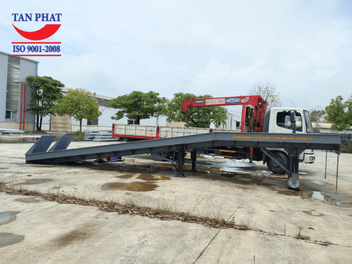 Cầu được thiết kế và sản xuất từ dầm U, I đúc, đáp ứng nhu cầu sử dụng bền bỉ, vững chắc và an toàn cho khách hàng