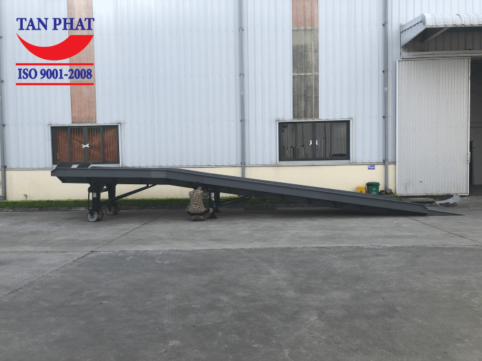 Cầu có kích thước 11000x2400mm, tải trọng 8 tấn