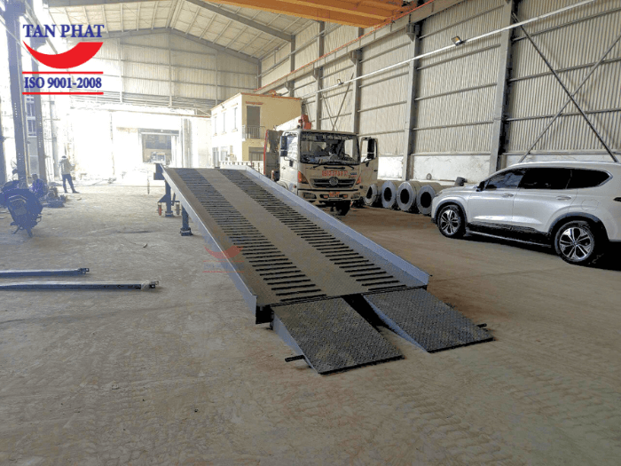 Sản phẩm cầu lên container 8 tấn (8.000kg), kích thước 11.000x2.350mm