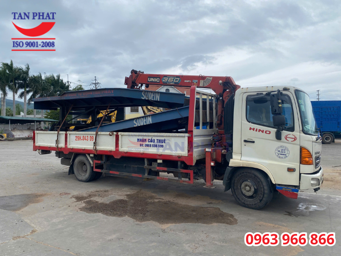 dịch vụ di chuyển cầu dẫn xe nâng