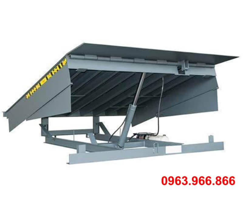 Dock Leveler 10 tấn được sản xuất và cung cấp bởi Tân Phát